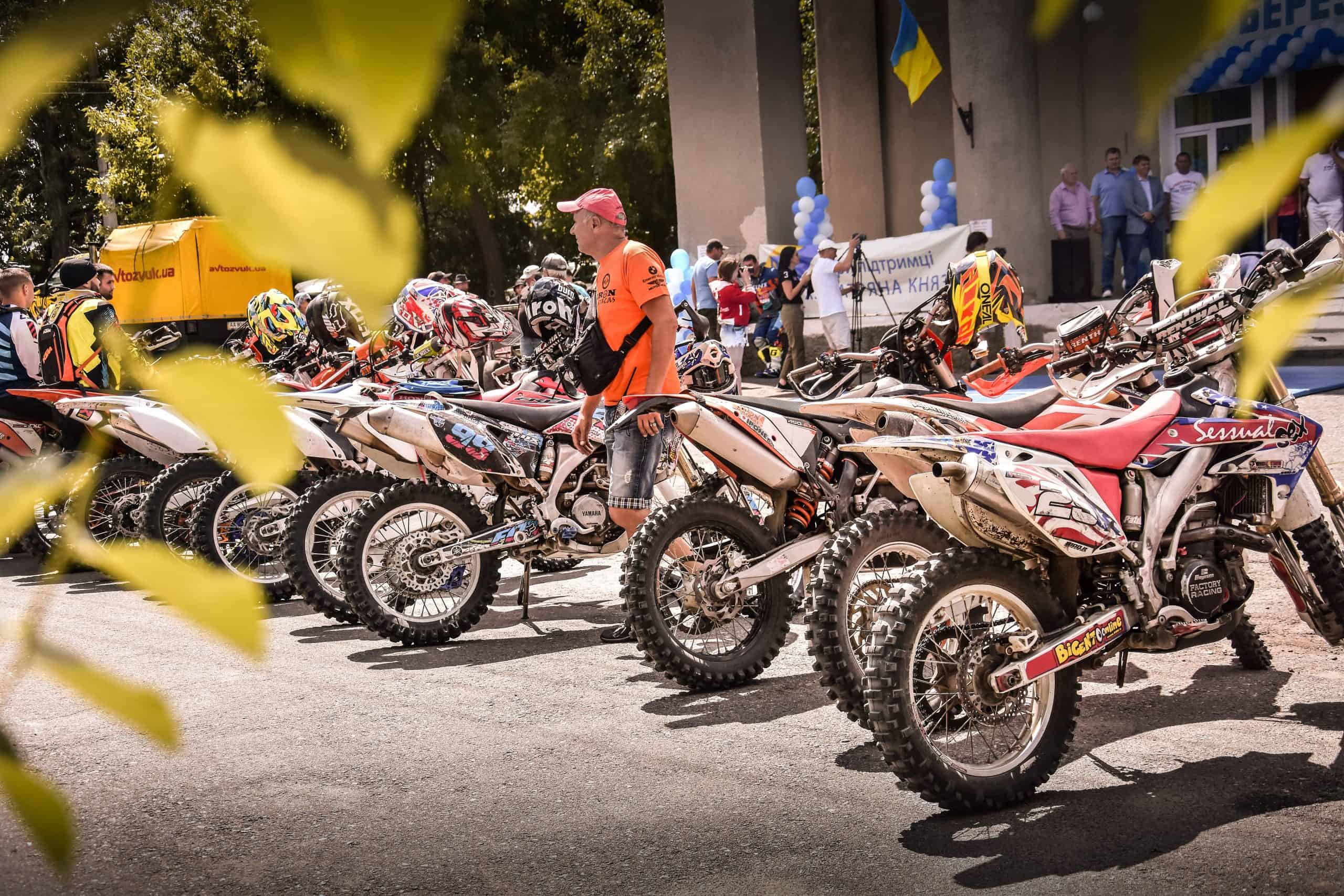 Pros and Cons of Owning a Dirt bike? RX Riders Place