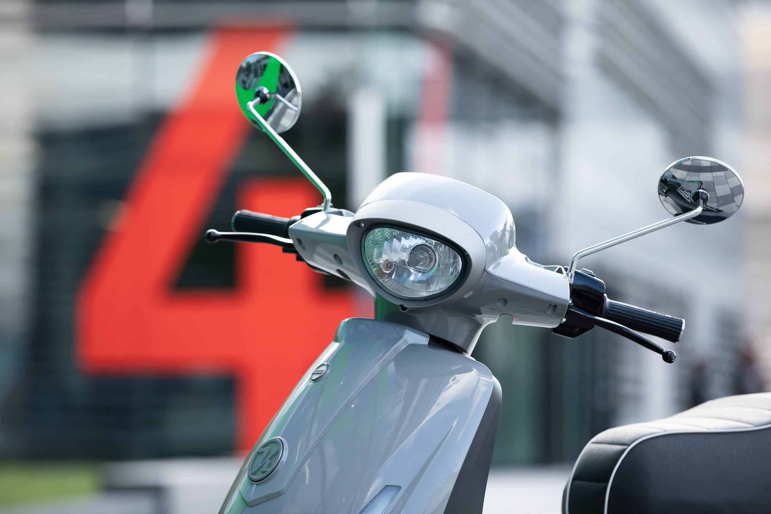 Mirrors for Motorcycle Do I Need Them & Why They Are Important? RX